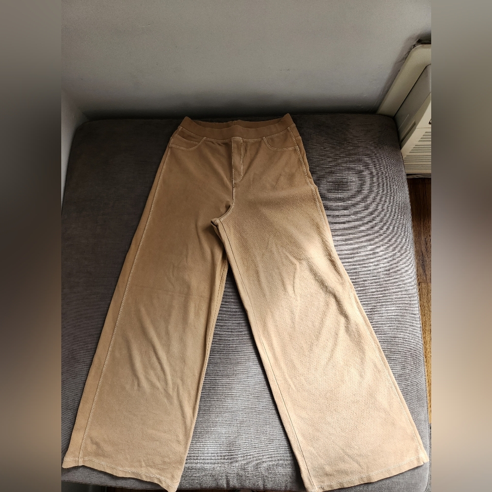 Zara Wide leg Pants Size 13/14 Color Light Brown Good Conditions